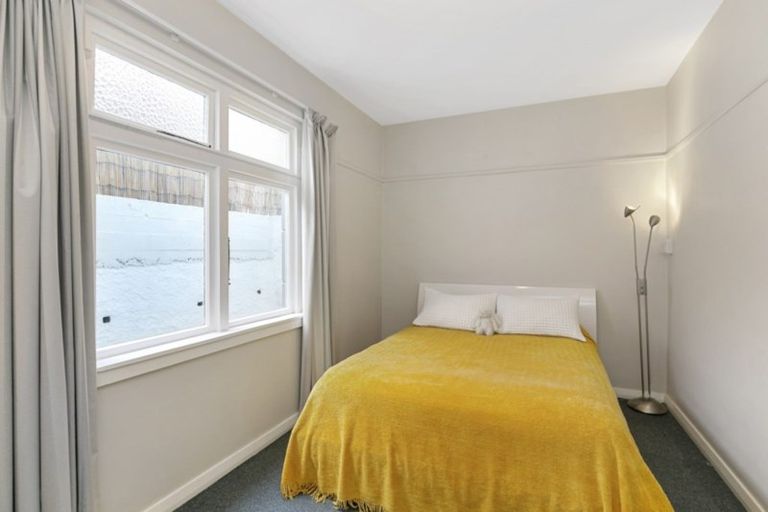 Photo of property in 5/1 Rixon Grove, Mount Victoria, Wellington, 6011