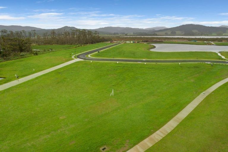 Photo of property in 101 Karearea Way, Matarangi, 3592