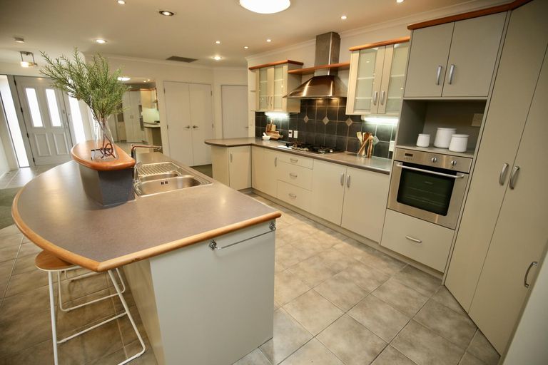 Photo of property in 3 Milbrook Place, Chartwell, Hamilton, 3210