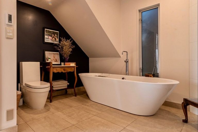 Photo of property in 42 Hempleman Drive, Akaroa, 7520