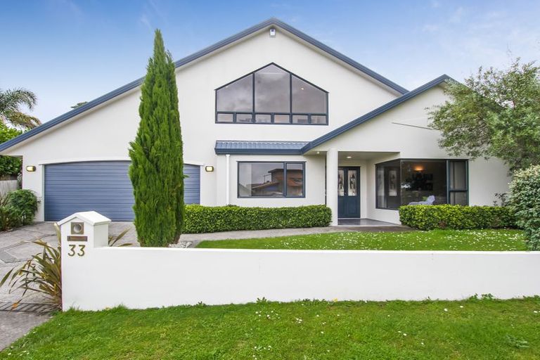 Photo of property in 33 Bannings Way, Hobsonville, Auckland, 0618