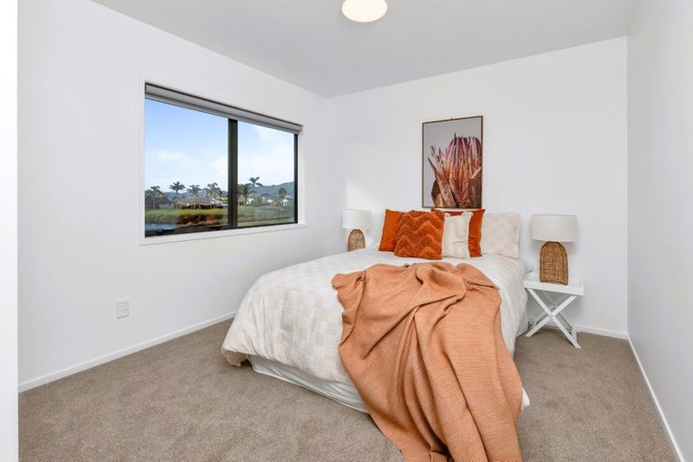 Photo of property in 116 Barbados Way, One Tree Point, 0118