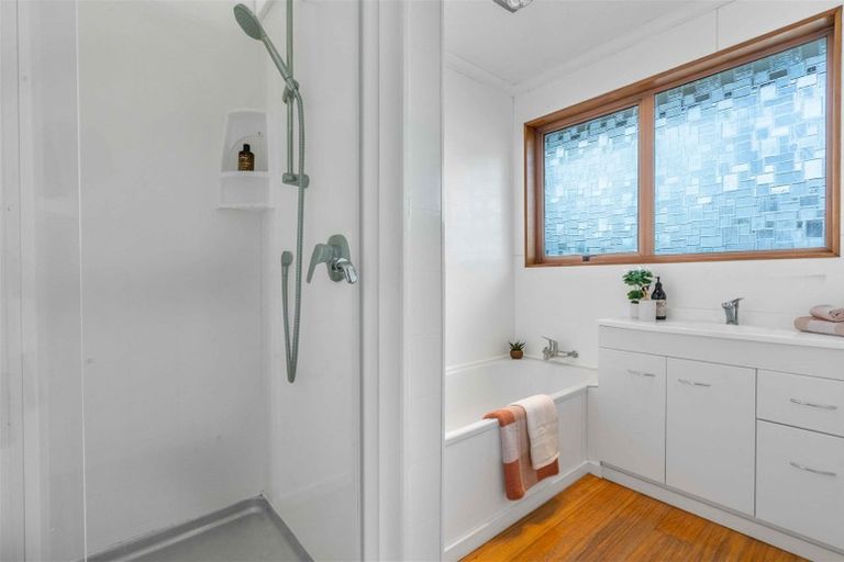 Photo of property in 4 Crowther Crescent, Heidelberg, Invercargill, 9812