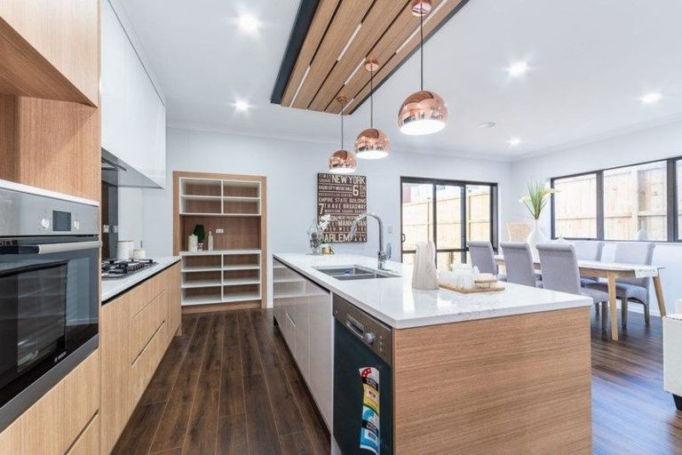 Photo of property in 42 Tinaku Road, Flat Bush, Auckland, 2019