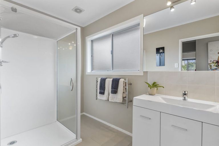 Photo of property in 4/15 O'halloran Road, Howick, Auckland, 2014