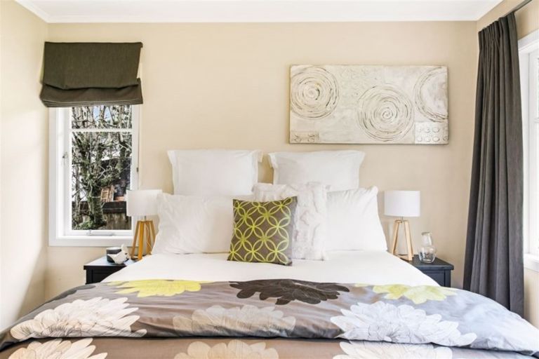 Photo of property in 18 Ayrton Street, Te Atatu South, Auckland, 0610