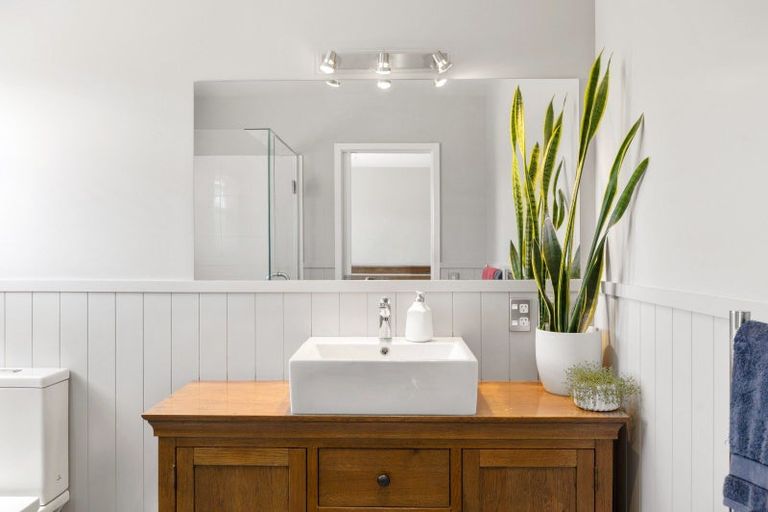 Photo of property in 75 Dalmore Way, Acacia Bay, Taupo, 3385