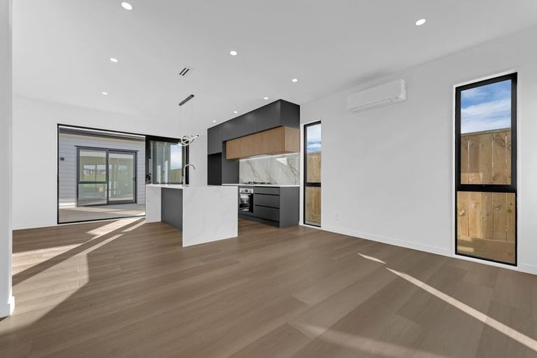 Photo of property in 8 Kobe Street, Karaka, 2580