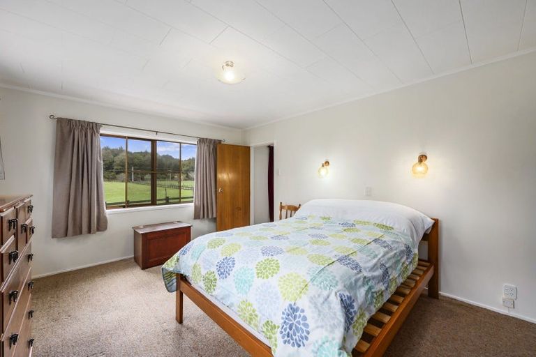 Photo of property in 24 Old State Mill Road, Mamaku, 3020