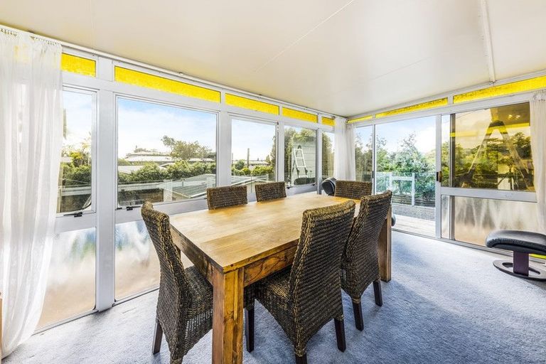 Photo of property in 28 Boundary Road, Opaheke, Papakura, 2113