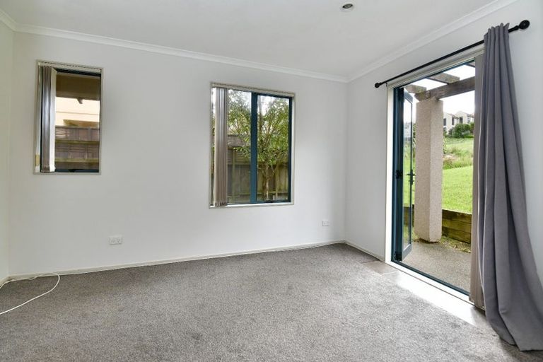 Photo of property in 33 Midshipman Court, Gulf Harbour, Whangaparaoa, 0930