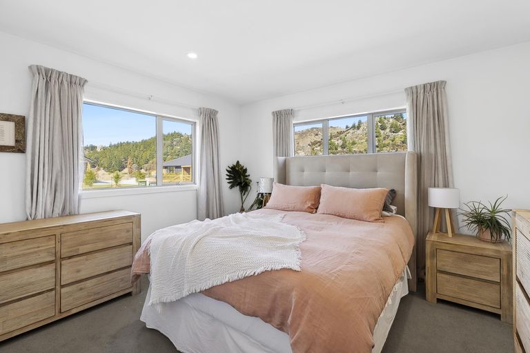 Photo of property in Luggate Park, 27 Cooper Crescent, Luggate, Wanaka, 9383