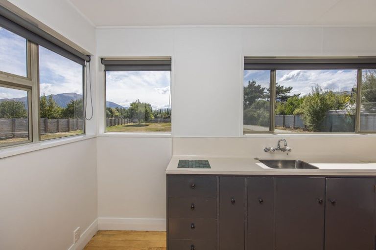 Photo of property in 45 Newcastle Road, Hawea Flat, Lake Hawea, 9382