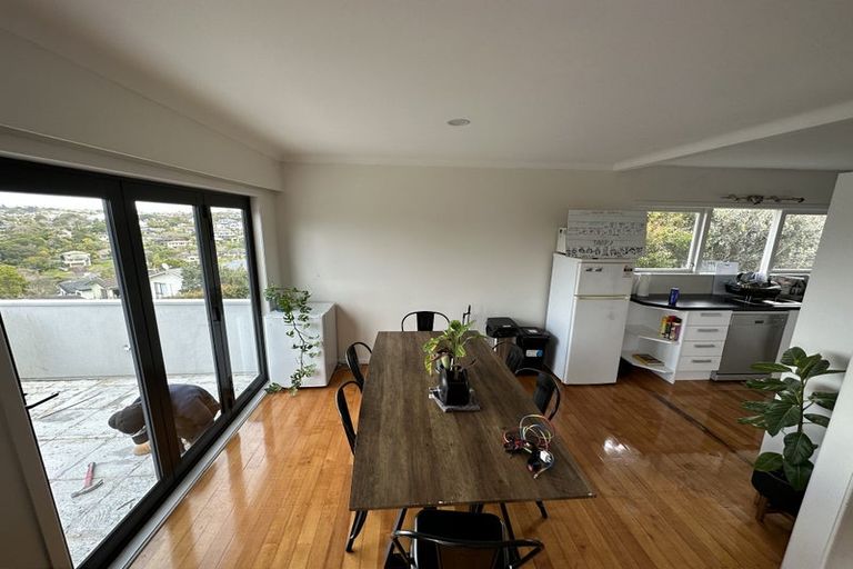 Photo of property in 158 Carlisle Road, Northcross, Auckland, 0632