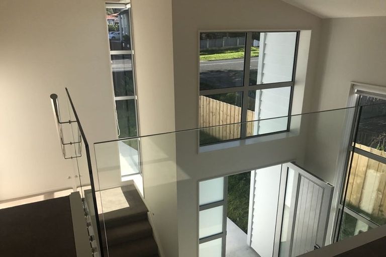 Photo of property in 43 Nikau Street, New Lynn, Auckland, 0600