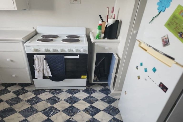 Photo of property in 1/954 High Street, Avalon, Lower Hutt, 5011