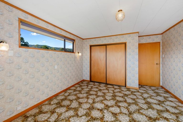 Photo of property in 16 Durham Street, Tapanui, 9522