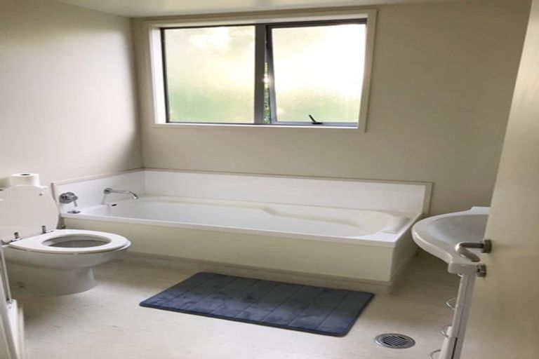 Photo of property in 630 Beach Road, Browns Bay, Auckland, 0630