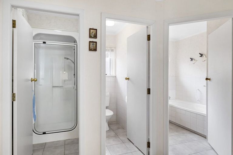 Photo of property in 412 Devon Street West, Lynmouth, New Plymouth, 4310