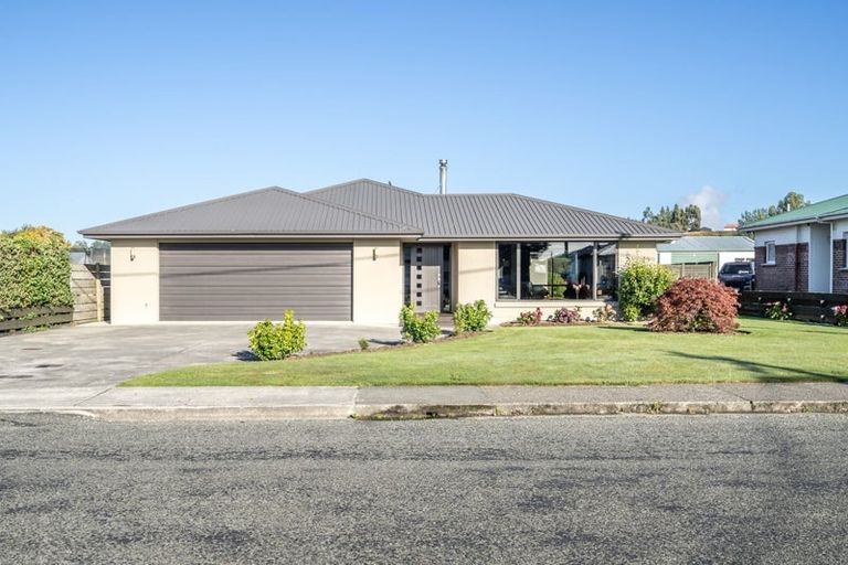 Photo of property in 8 Herbert Street, Gore, 9710