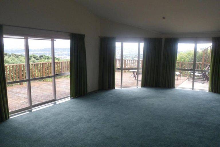 Photo of property in 89 Seatoun Heights Road, Seatoun, Wellington, 6022