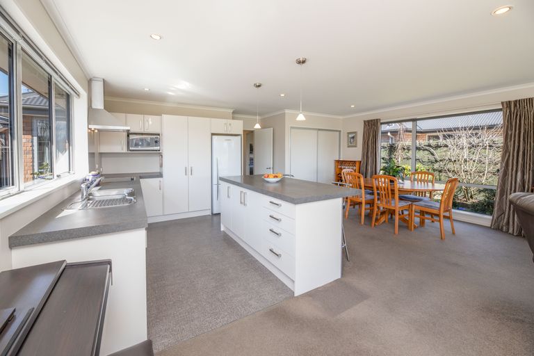 Photo of property in 31 Jacques Way, Yaldhurst, Christchurch, 8042