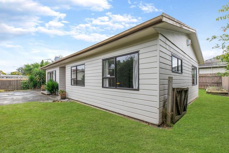 Photo of property in 7b Grove Road, Papakura, 2110