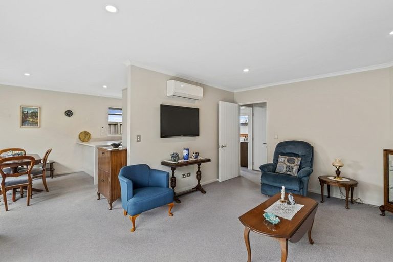 Photo of property in 3 Reeves Road, Rangiora, 7400