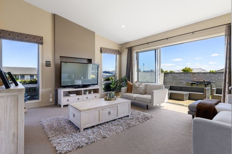 Photo of property in 129 Victory Drive, Wharewaka, Taupo, 3330