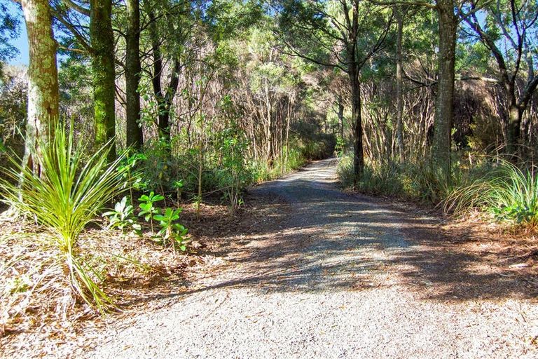 Photo of property in 120 Rangiora Road, Kaiwaka, 0573