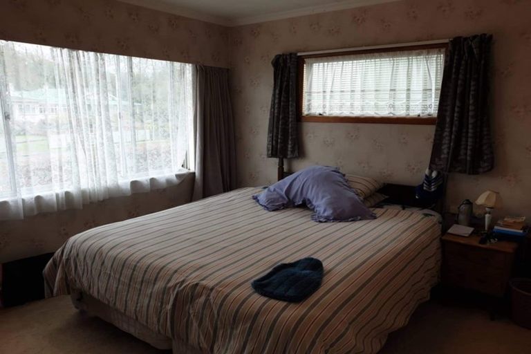 Photo of property in 277 High Street, Eltham, 4322