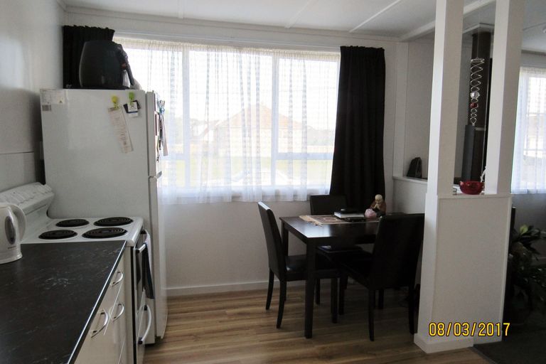 Photo of property in 3 Armstrong Street, Huntly, 3700