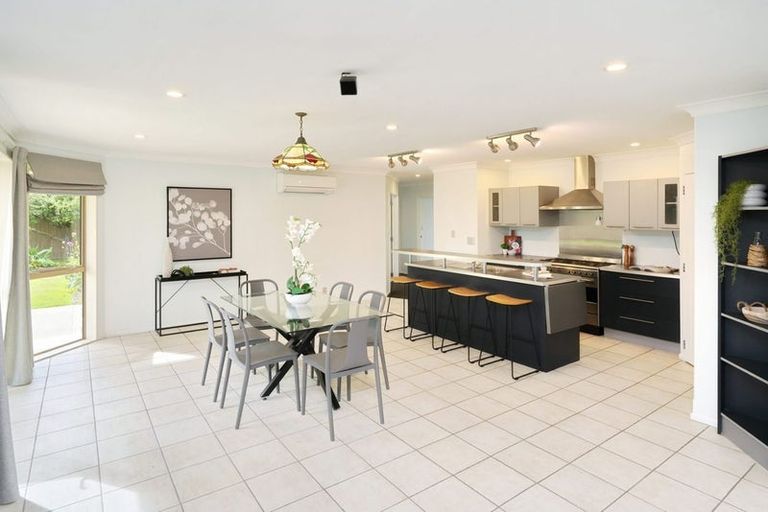 Photo of property in 8 Parkinson Place, Woodend, 7610