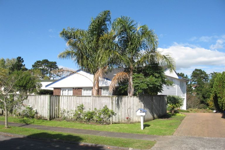 Photo of property in 7 Micawber Place, Mellons Bay, Auckland, 2014