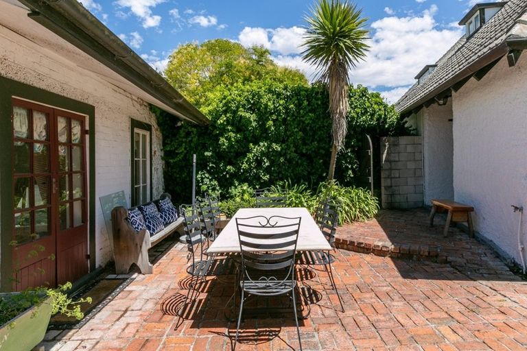 Photo of property in 51 Simla Avenue, Havelock North, 4130