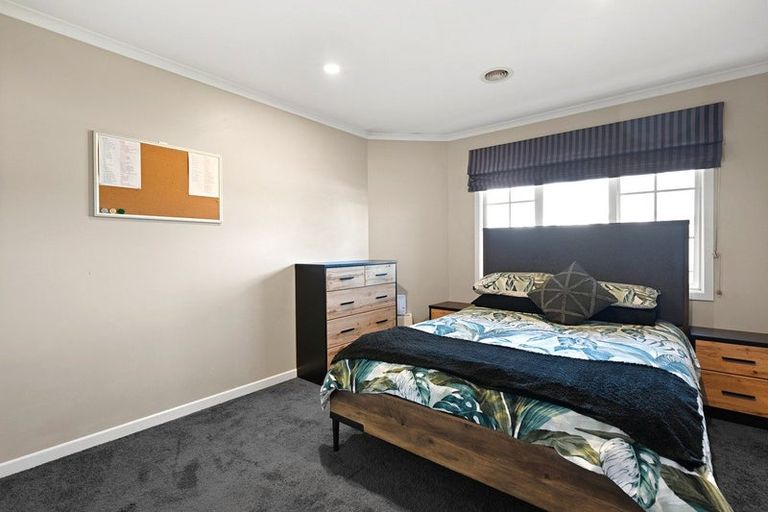 Photo of property in 6 Sovereign Place, Rototuna North, Hamilton, 3210