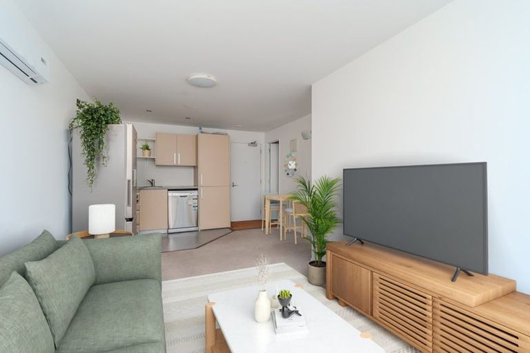 Photo of property in Dual Apartments, 406/142 Vivian Street, Te Aro, Wellington, 6011