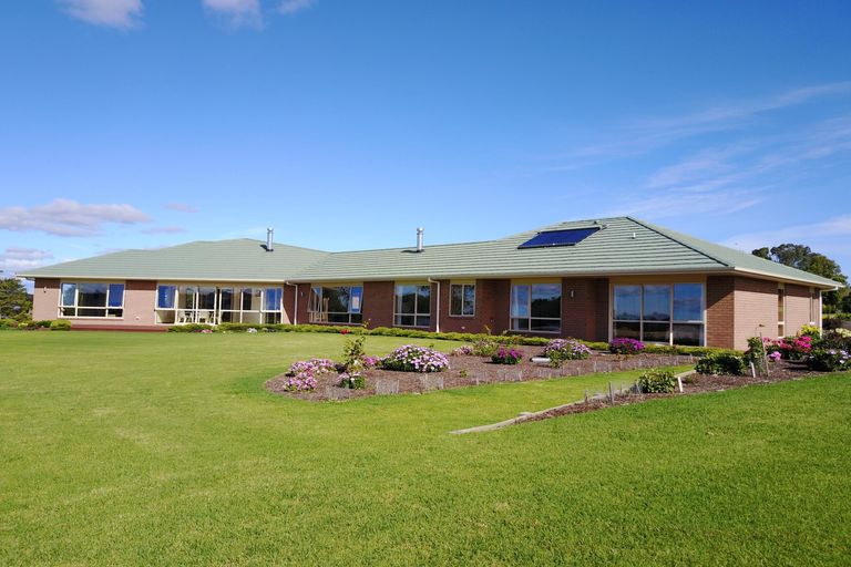Photo of property in 415 Te Ahu Ahu Road, Waimate North, Kaikohe, 0472
