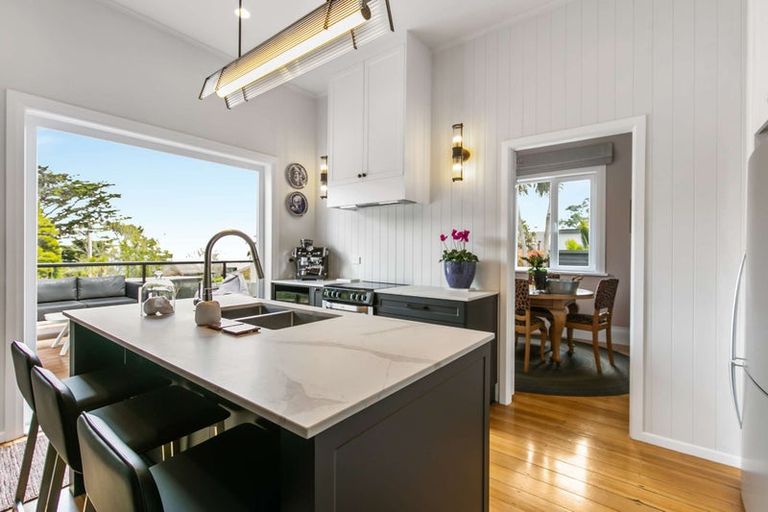 Photo of property in 54 Rangatira Road, Beach Haven, Auckland, 0626