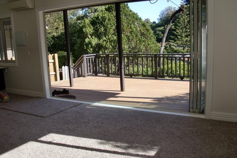 Photo of property in 26 Rangiora Avenue, Kaiwharawhara, Wellington, 6035