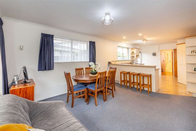Photo of property in 22 Bucknell Street, Sockburn, Christchurch, 8042