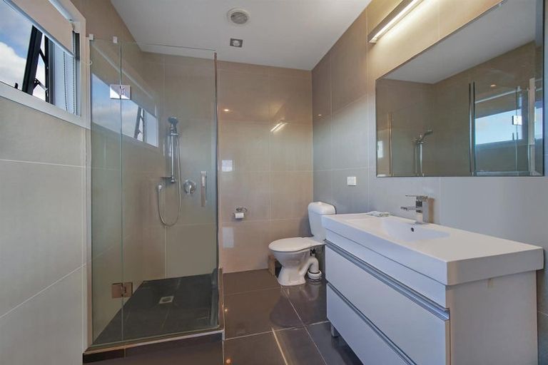 Photo of property in 12 Cairnsvale Rise, Manurewa, Auckland, 2105