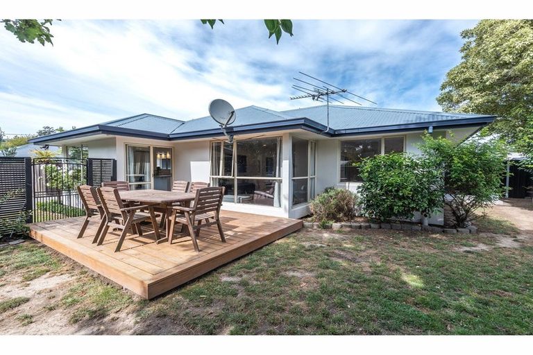 Photo of property in 1/133 Rose Street, Somerfield, Christchurch, 8024