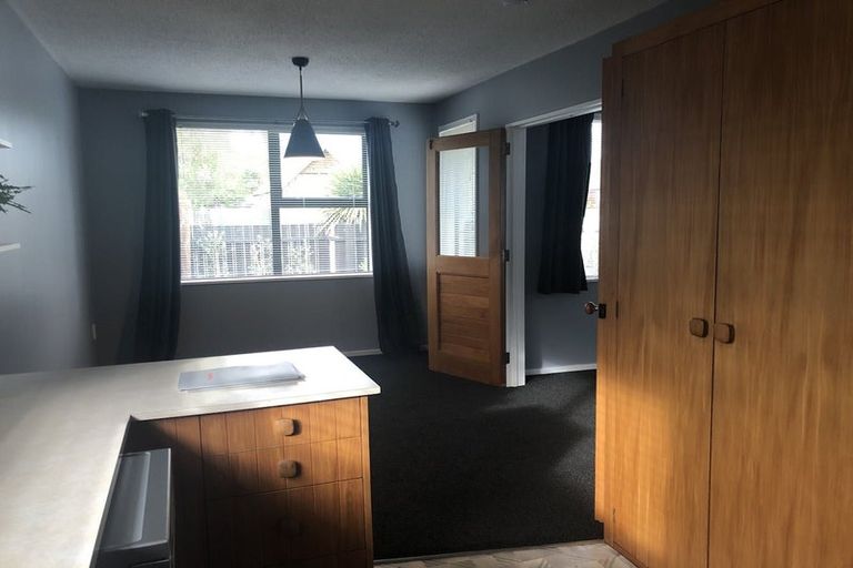 Photo of property in 1/3 Arran Crescent, Woolston, Christchurch, 8062