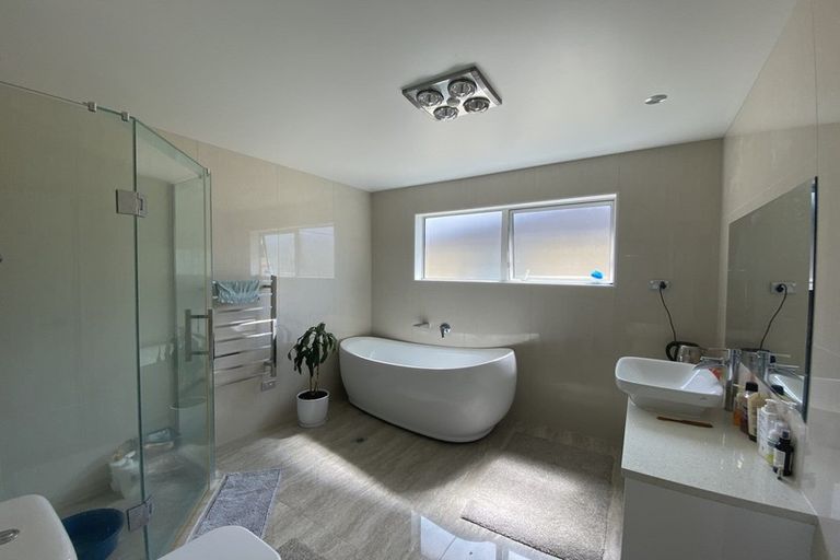 Photo of property in 51 Hughs Way, Flat Bush, Auckland, 2019
