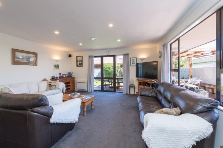 Photo of property in 3 Burrough Place, Enner Glynn, Nelson, 7011