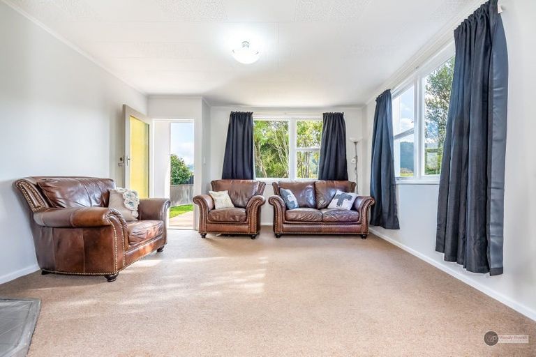 Photo of property in 2/121 Clouston Park Road, Clouston Park, Upper Hutt, 5018