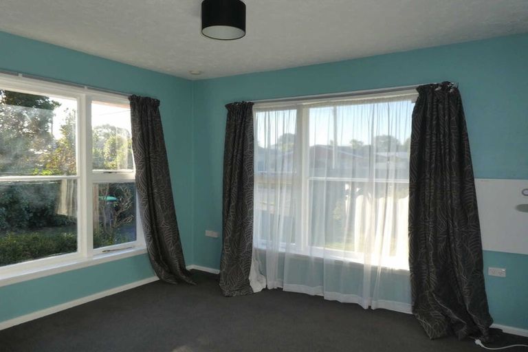 Photo of property in 17 Palmside Street, Somerfield, Christchurch, 8024