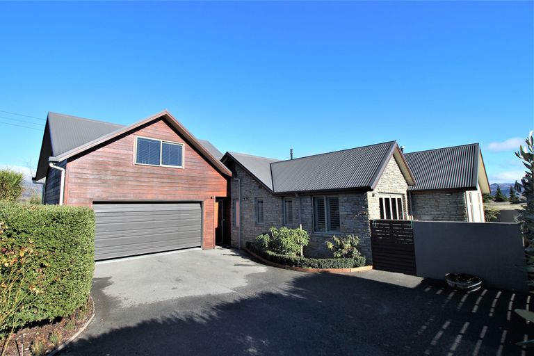 Photo of property in 33f Larch Crescent, Alexandra, 9320