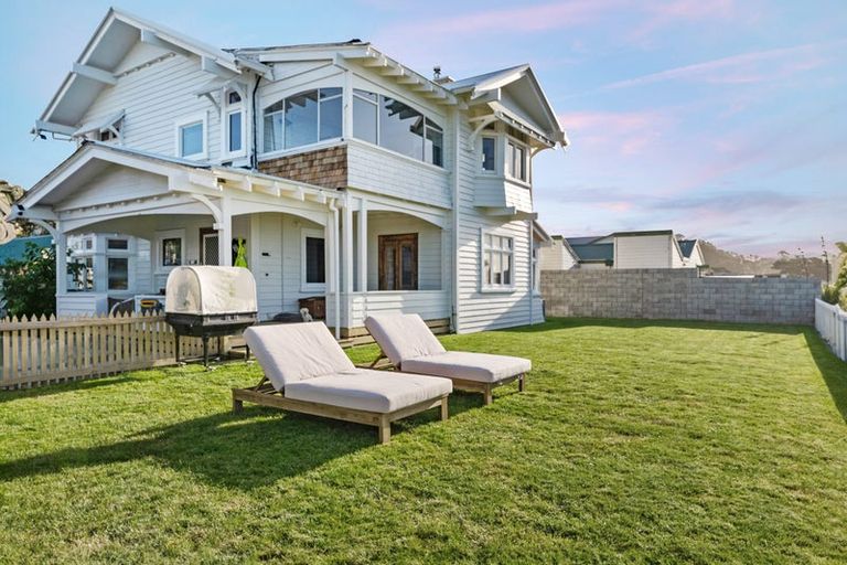 Photo of property in 68 Whiteley Street, Moturoa, New Plymouth, 4310